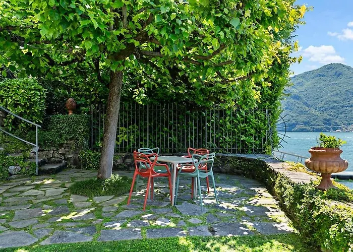 Vignola On Villa *